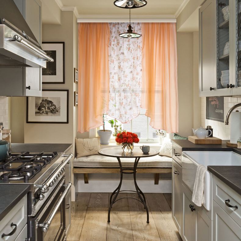 Шторы на кухню — создаём стильный современный интерьер