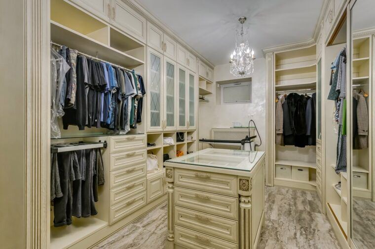 Дизайн коридора с гардеробом